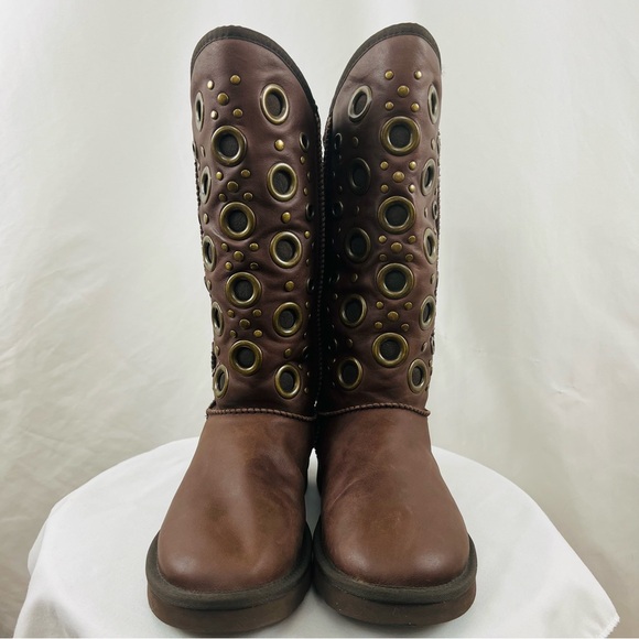 Australia Luxe Collective Saratoga Genuine Sheepskin Studded Round Embellishment - Picture 7 of 16